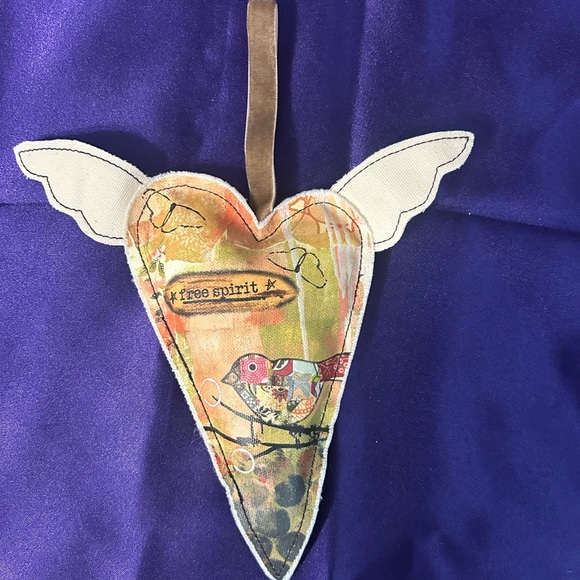 Demdaco Kelly Rae Roberts
Set of 3 Winged Cloth
Inspiration Ornaments - Picture 6 of 11